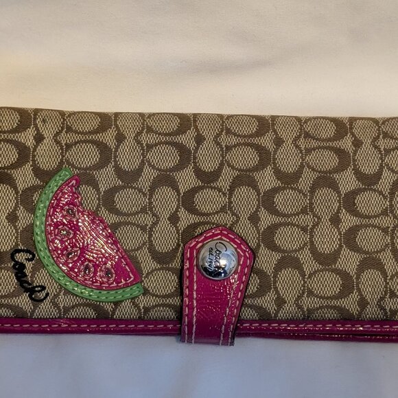 COACH WALLET, GENTLY USED - Picture 1 of 3